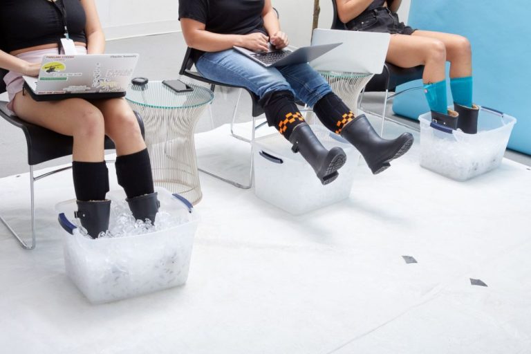 Vi har testet 24 oppvarmede sokker de siste 3 ukene for å finne det beste alternativet for 2026